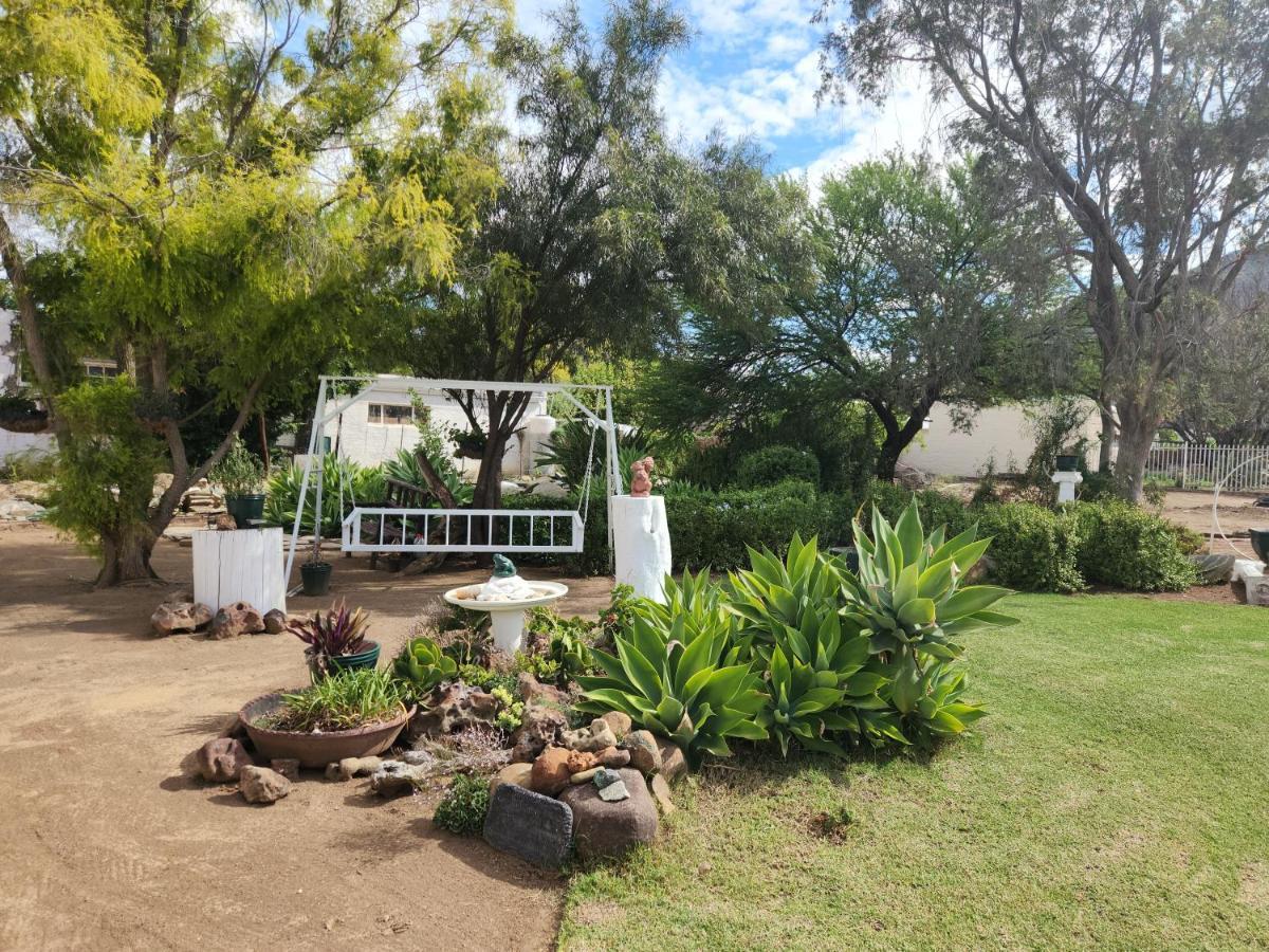 Die Dorpshuis Graaff-Reinet Exterior foto