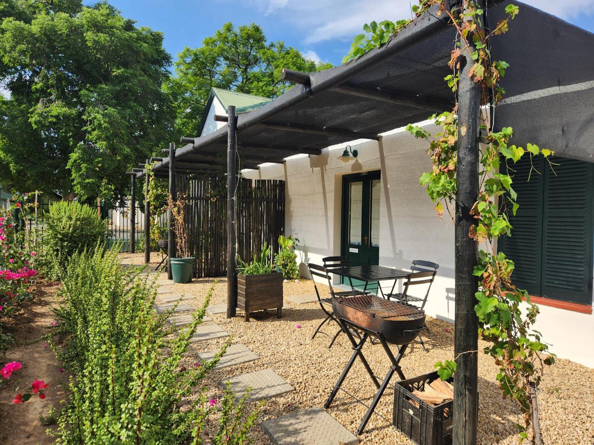 Die Dorpshuis Graaff-Reinet Exterior foto